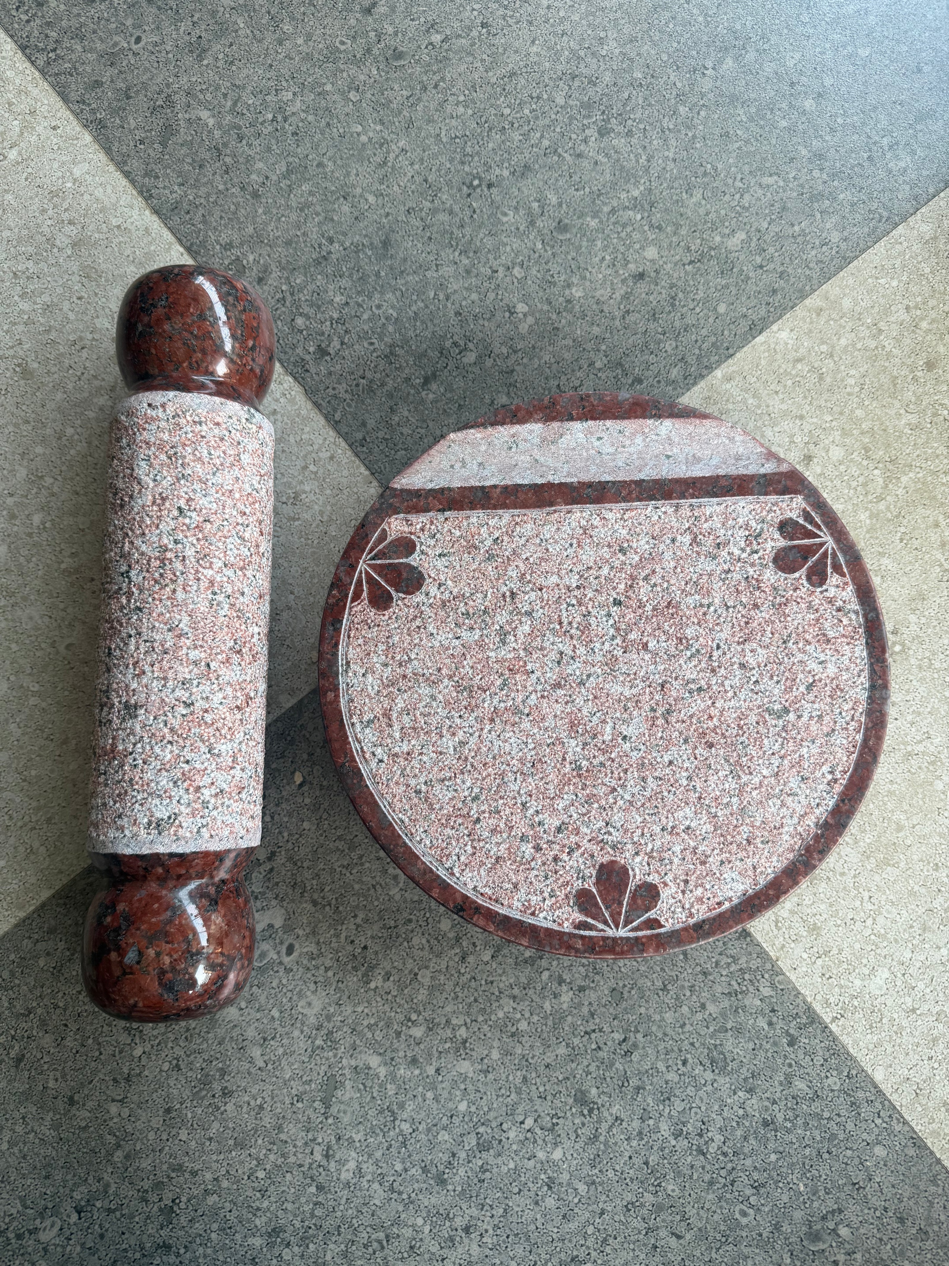 Ammi Kal Round (Grinding Stone)