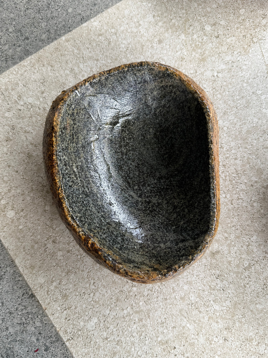 Vastu bowl - River Stone bowl (assorted size)