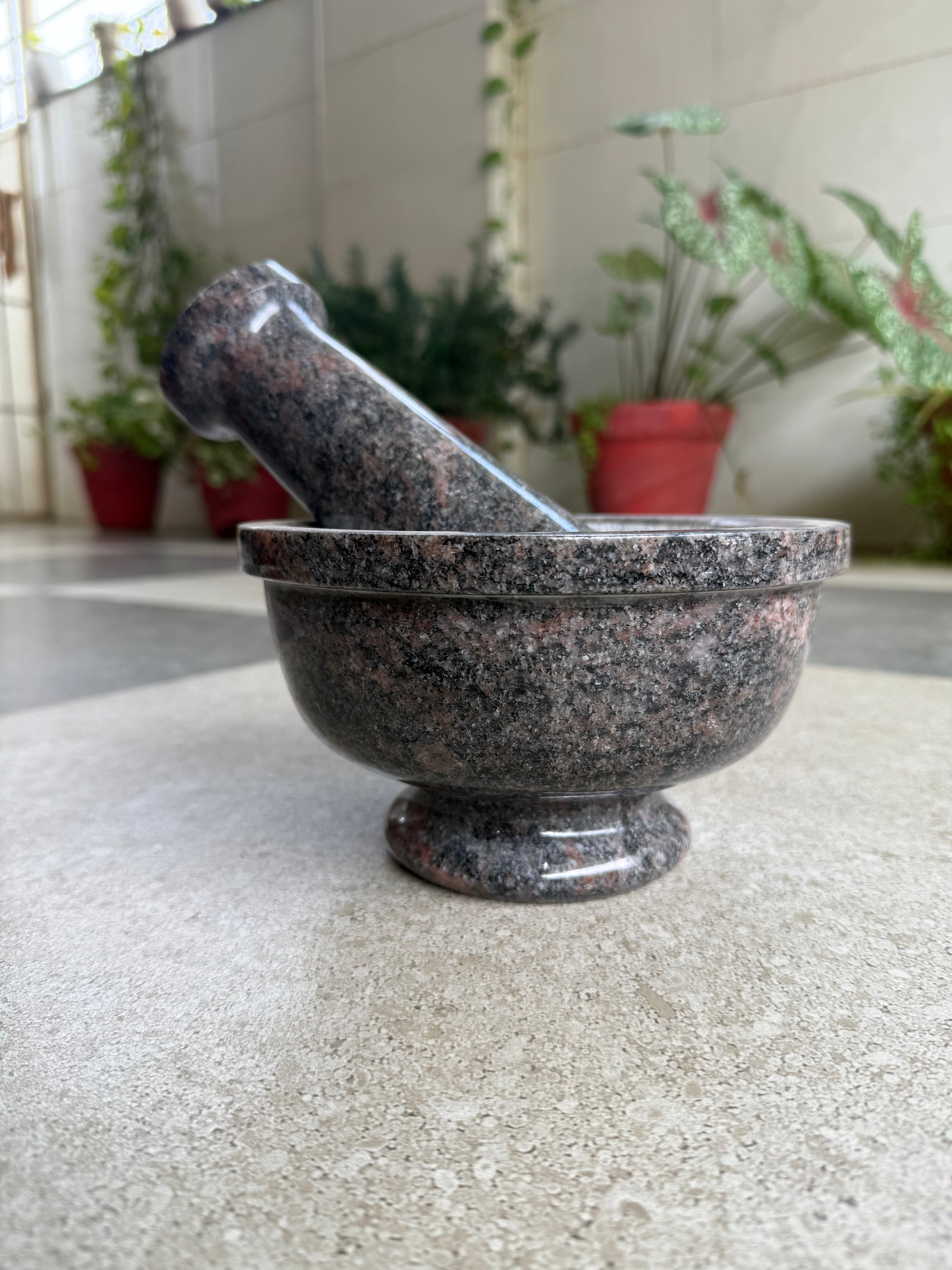 Idikal (Colour Granite) - Signature mortar and Pestle