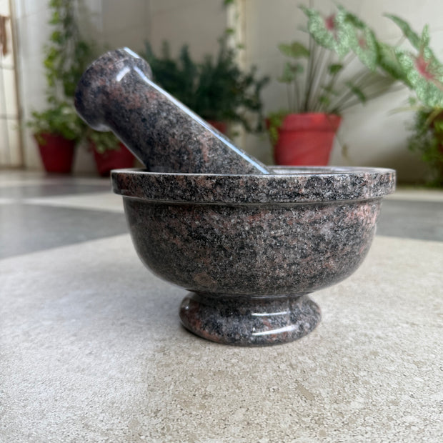 Idikal (Colour Granite) - Signature mortar and Pestle