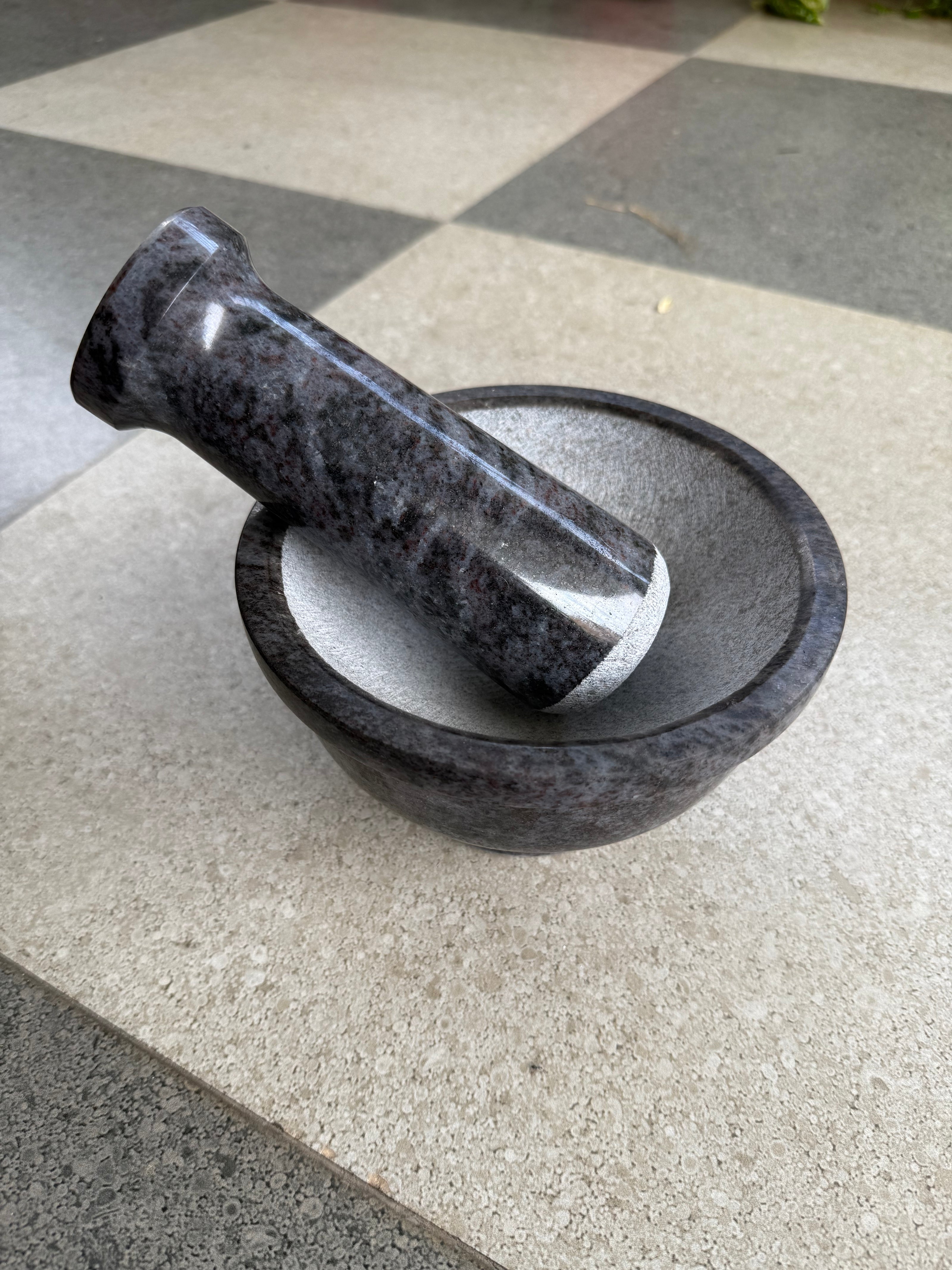 Idikal (Colour Granite) - Signature mortar and Pestle