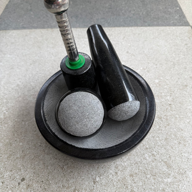 Idikal with 3 handles (polished) - Granite