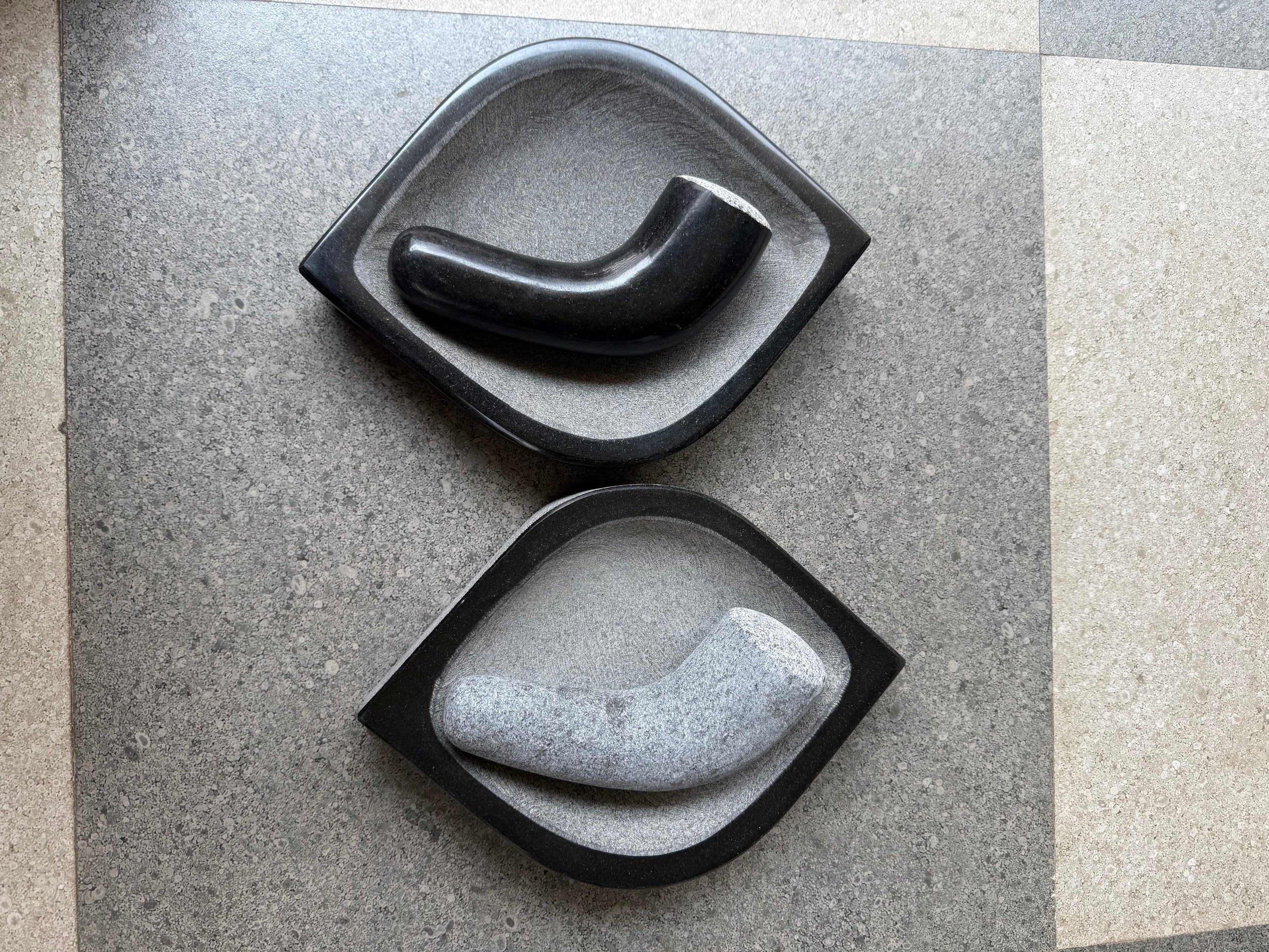 Kalvam - Leaf shape with curve handle