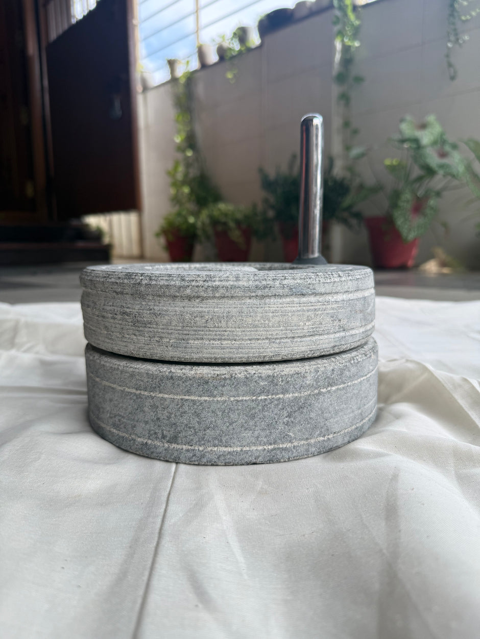 Karungal stone grain grinder / Thurukai / chakki