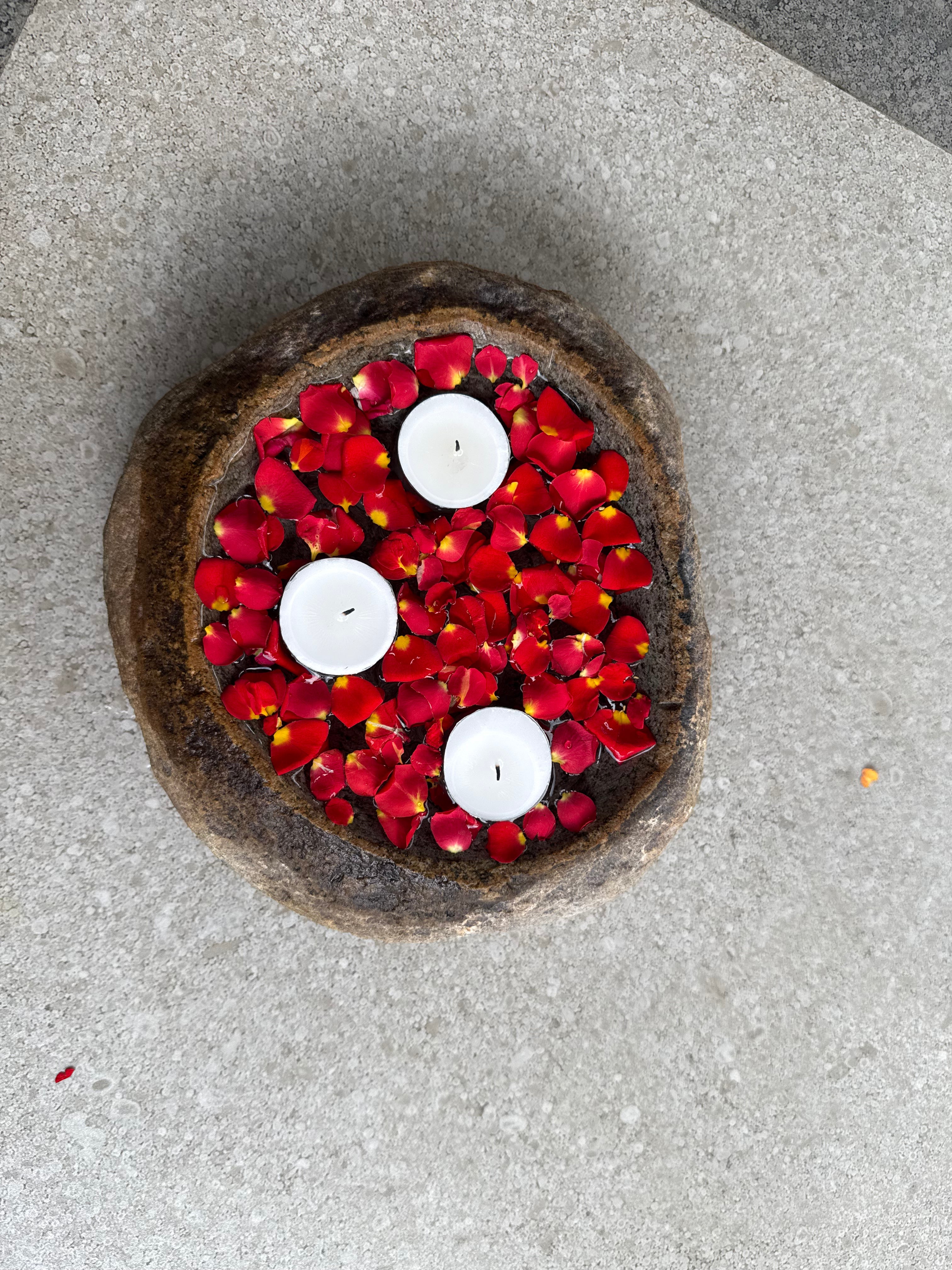Vastu bowl (with 3 candles)- River Stone bowl (assorted size)