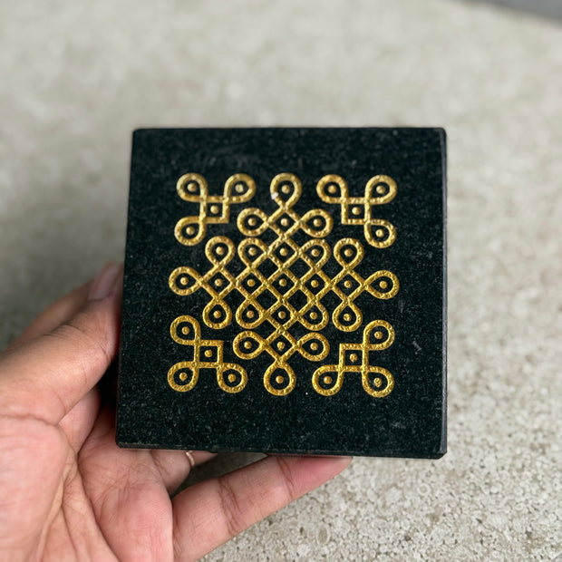 Diya stand - Kolam Design 2