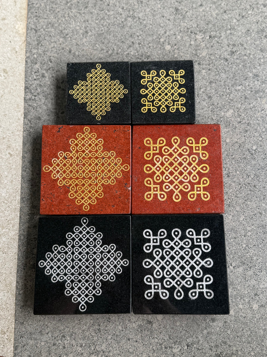 Diya stand - Kolam Design 1