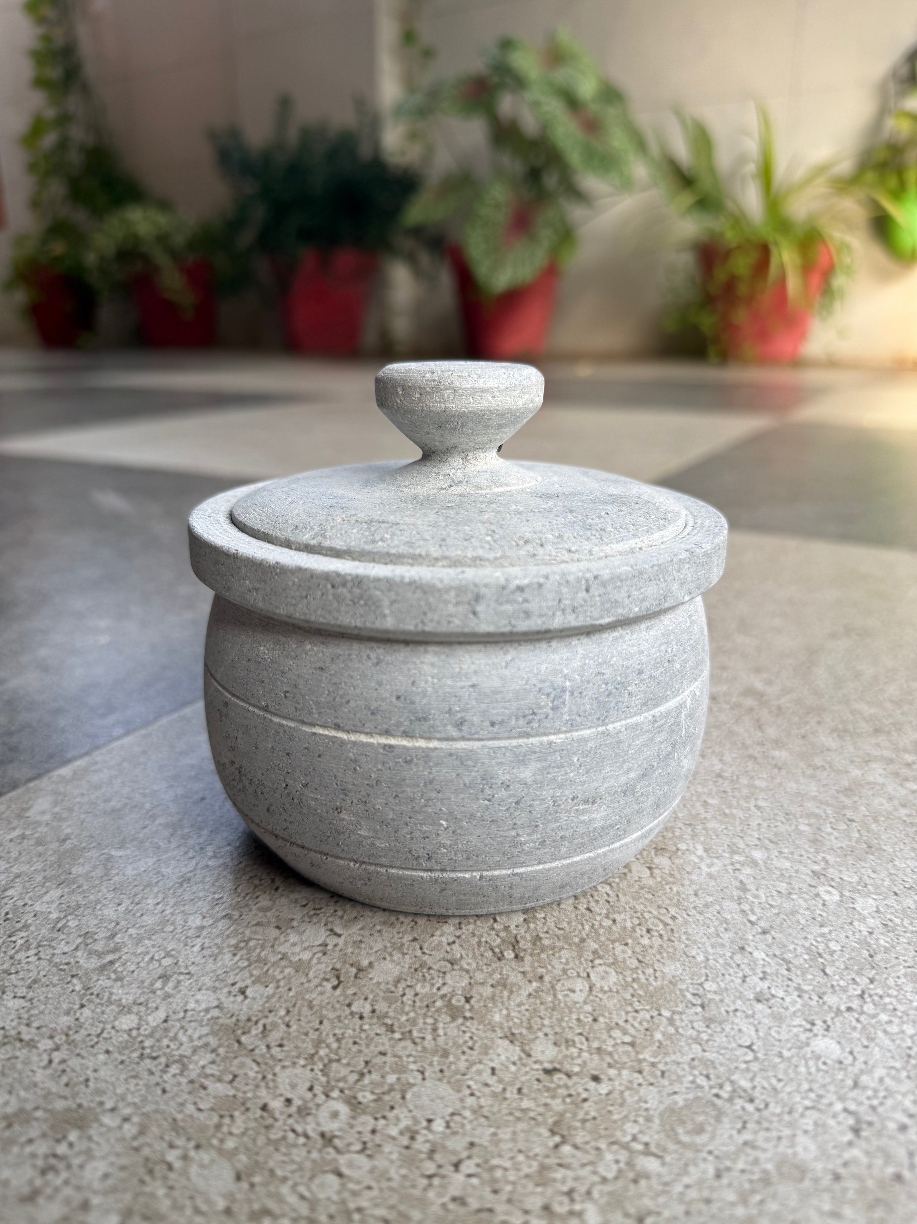 Salt jar | curd pot - Soap stone (300-400 g)