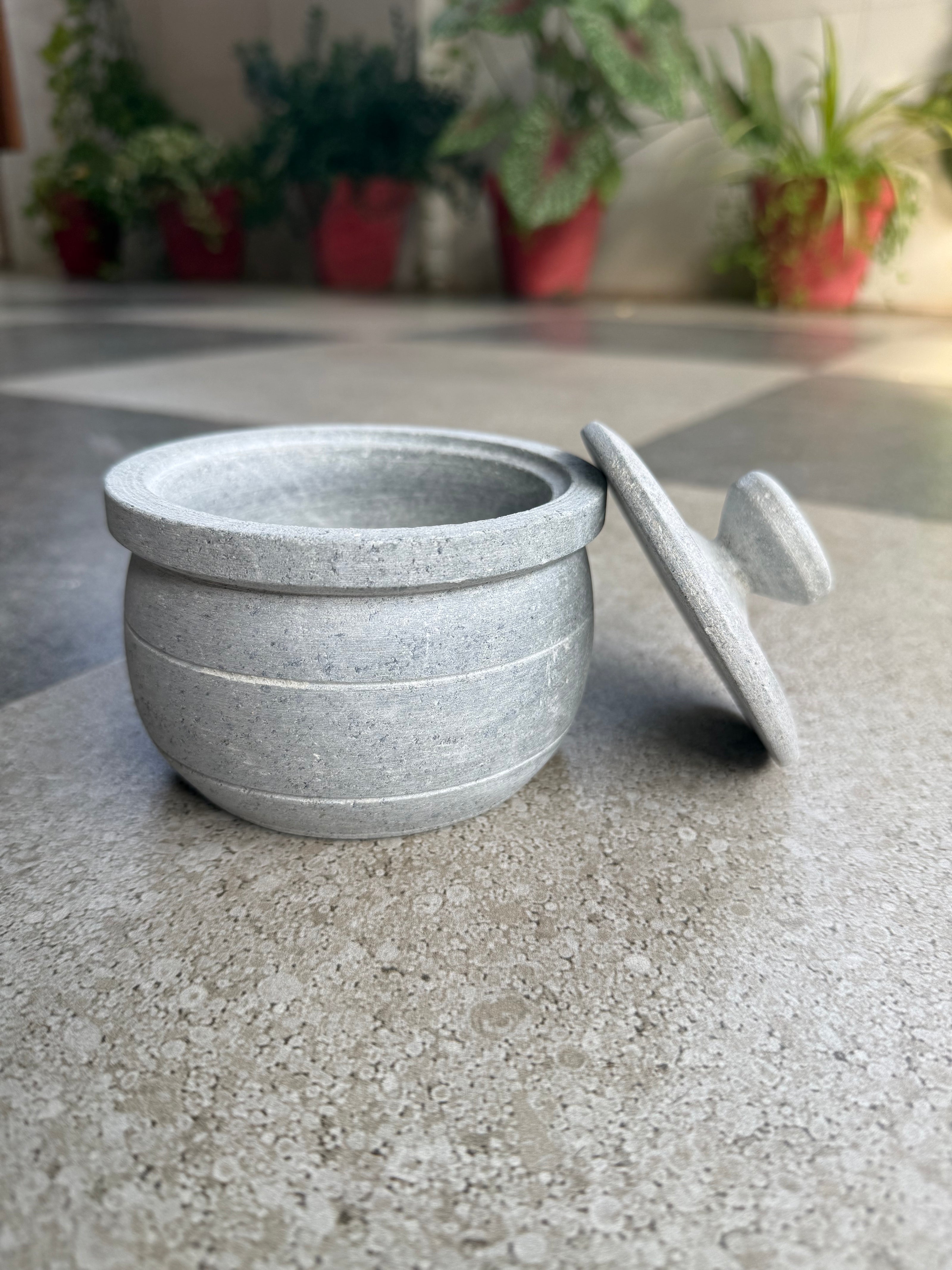 Salt jar | curd pot - Soap stone (300-400 g)