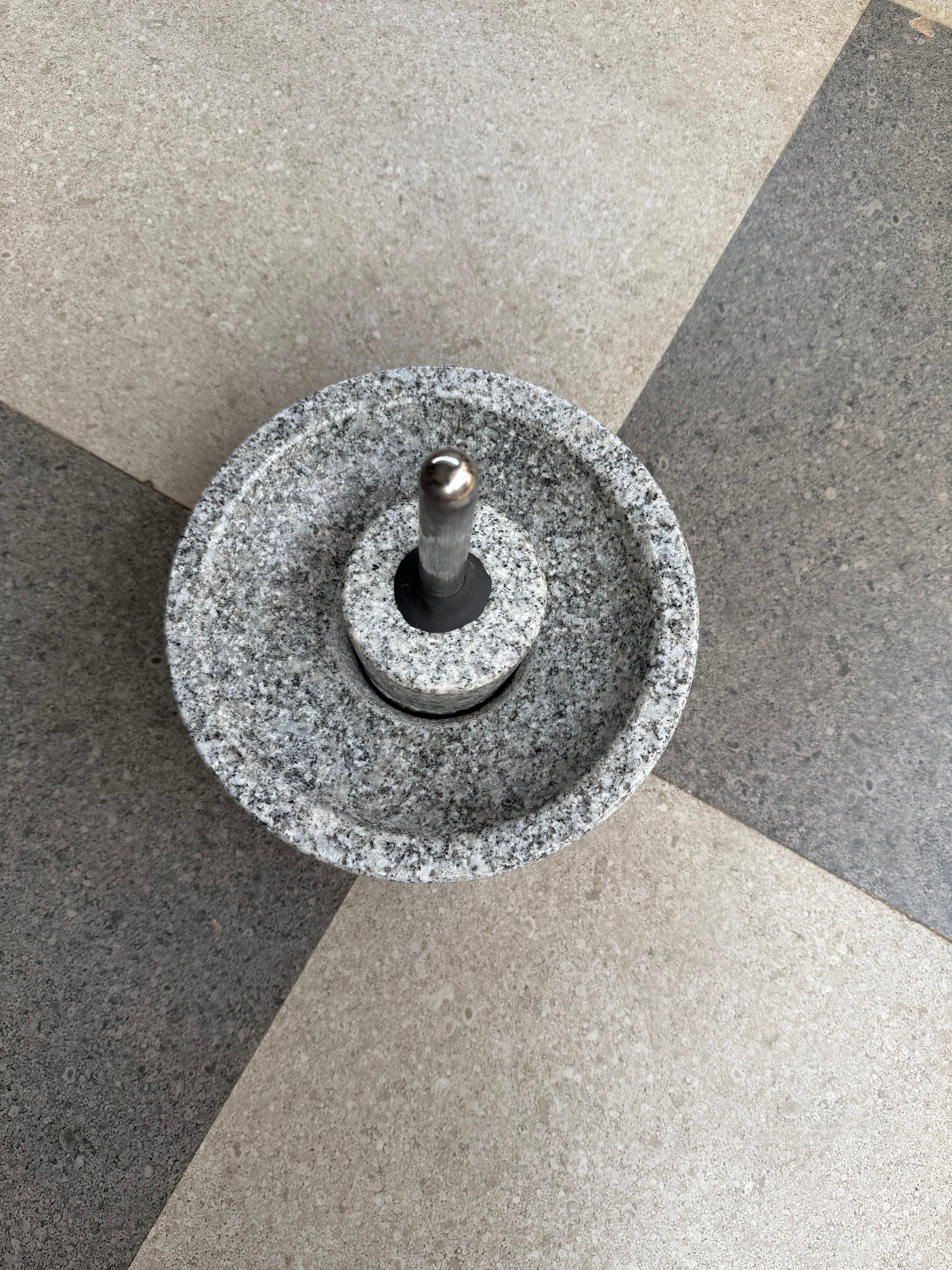 Attu Kal Polished Steel Handle (Grinding Stone)