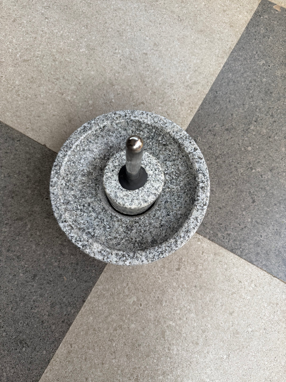 Attu Kal Polished Steel Handle (Grinding Stone)
