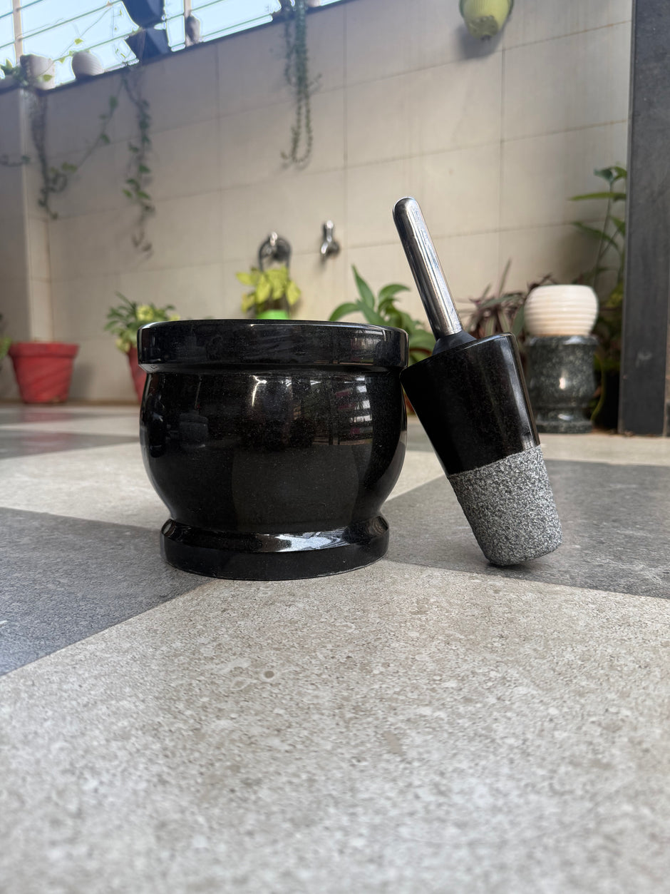 Attu Kal Polished Steel Handle (Grinding Stone)