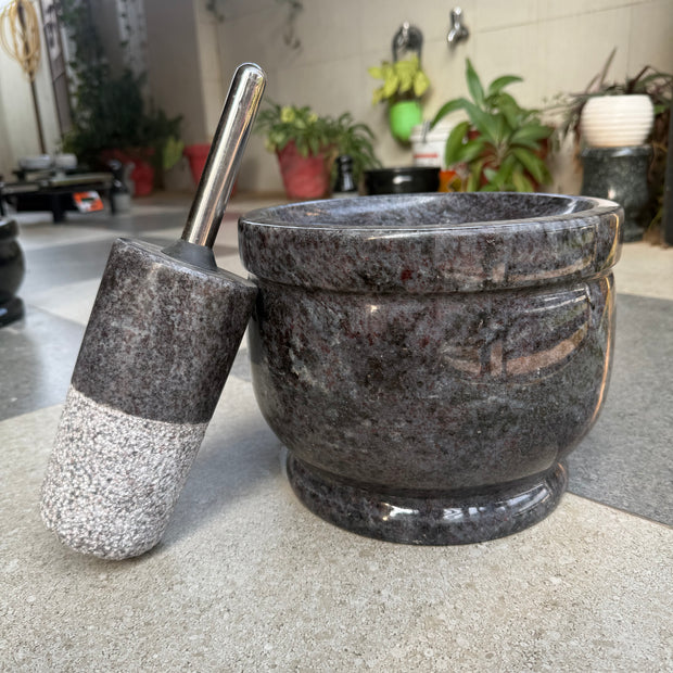 Attu Kal Polished Steel Handle (Grinding Stone)