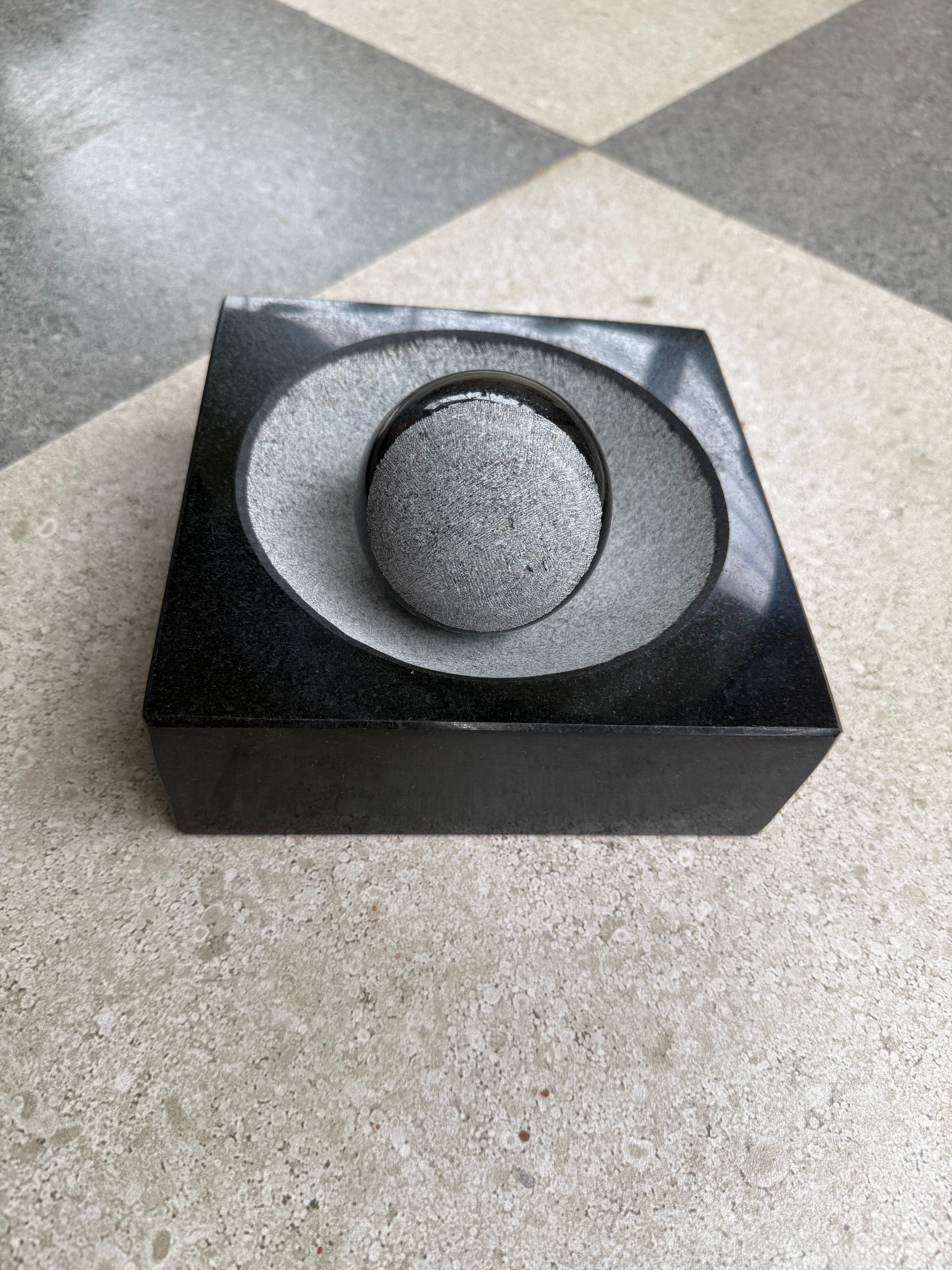 Idikal Square - ball handle