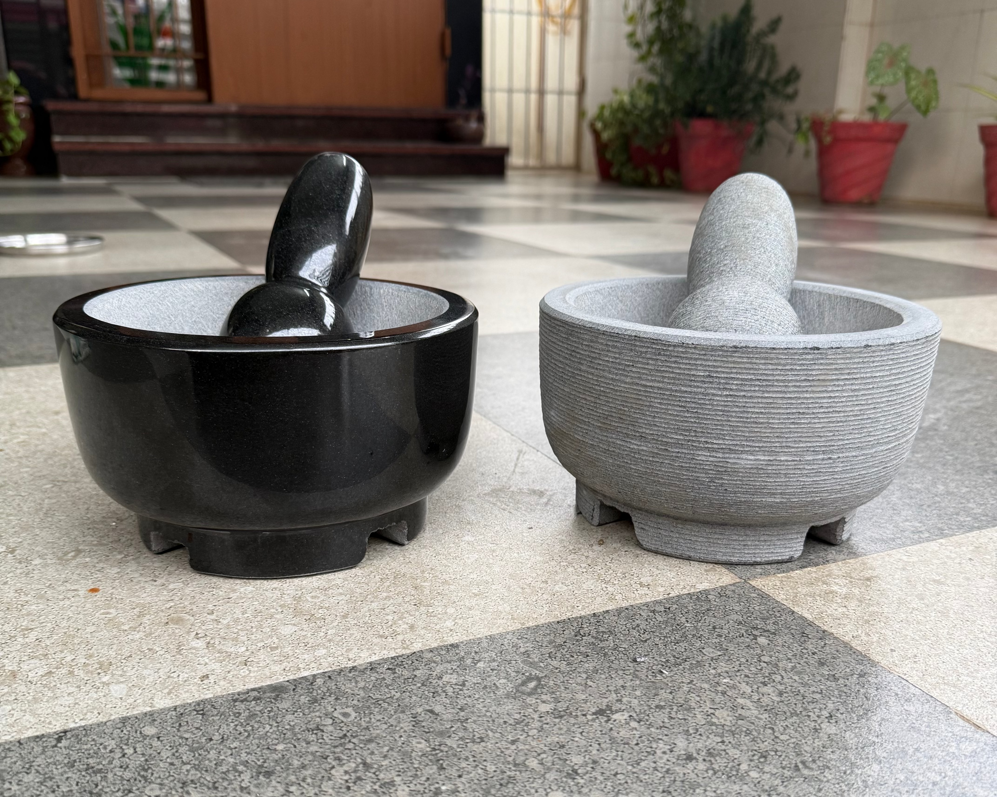 Idikal 8 shape handle base with leg