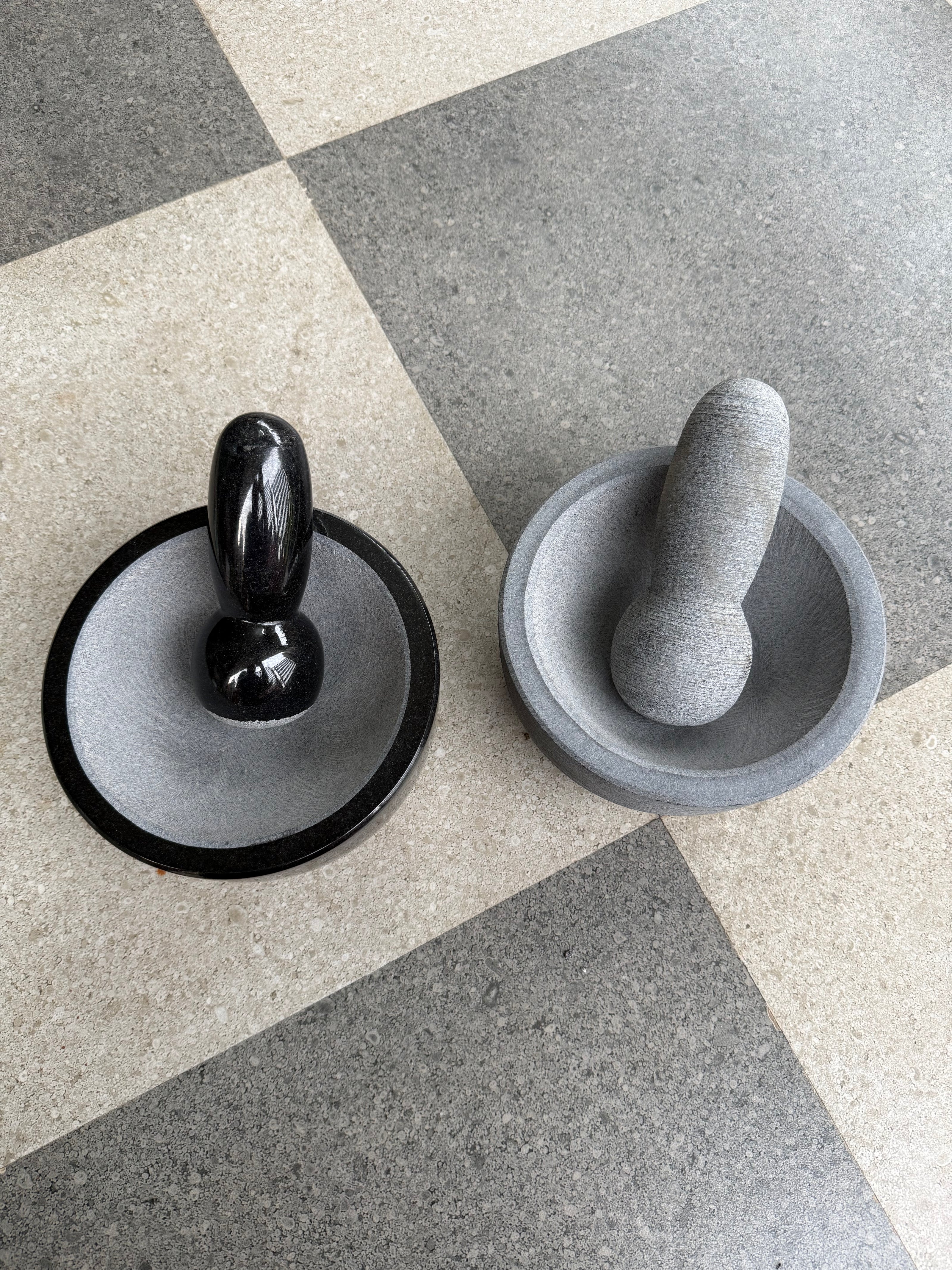 Idikal 8 shape handle base with leg