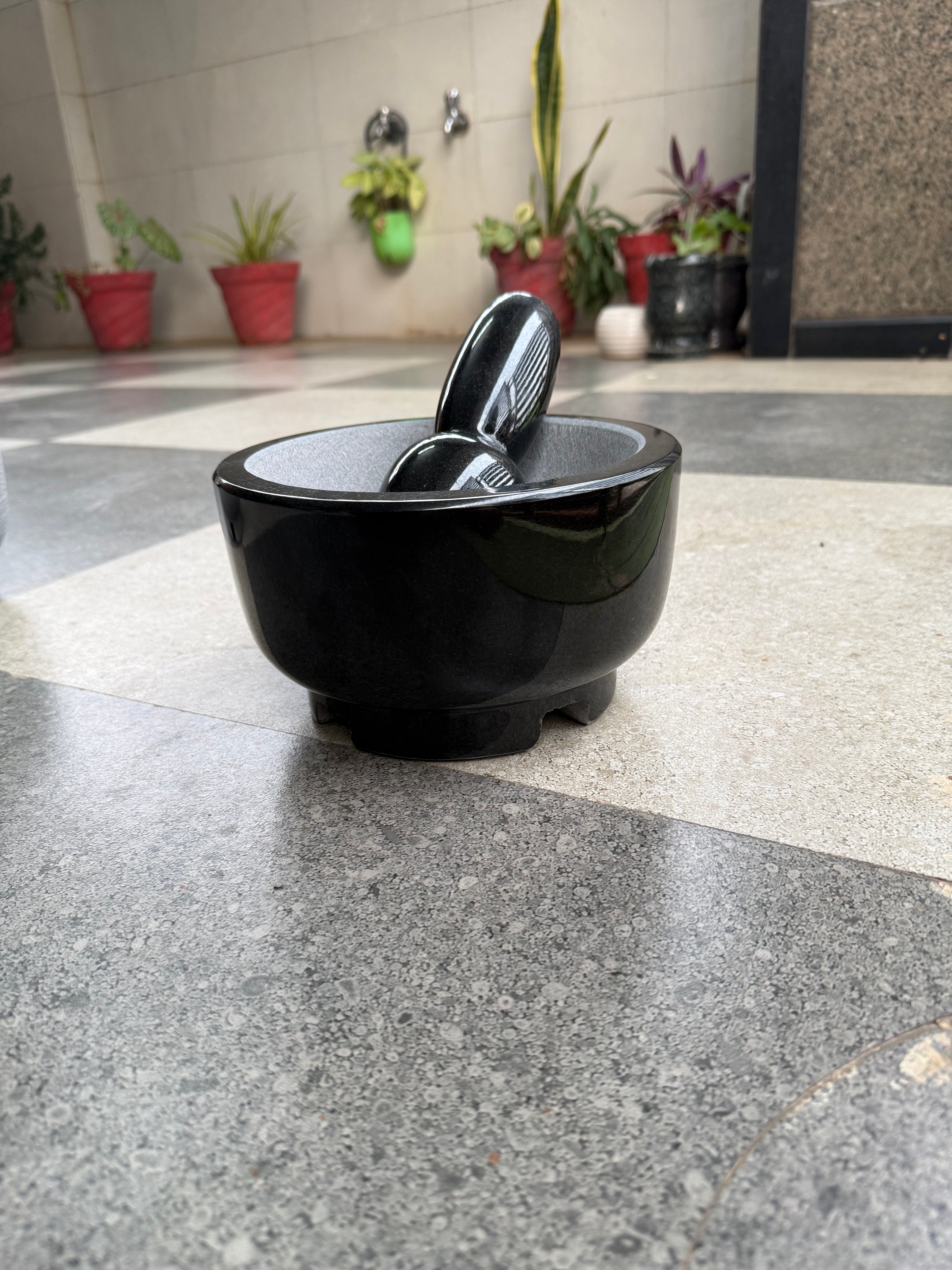 Idikal 8 shape handle base with leg