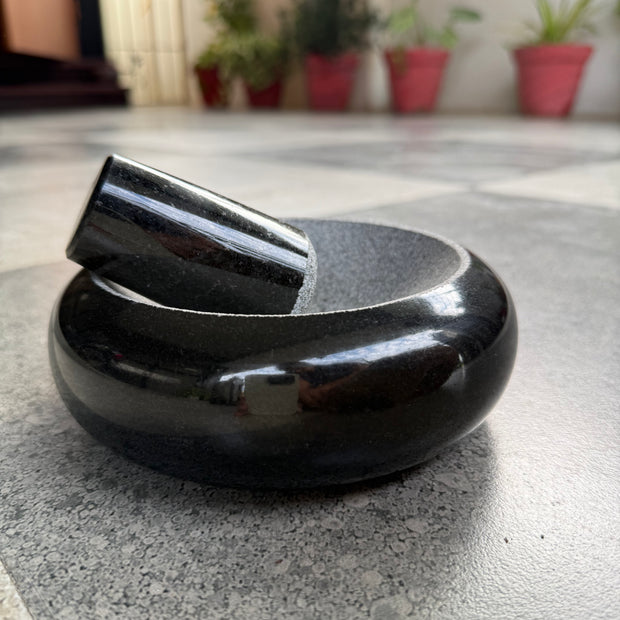 Idikal - Handy spice crusher