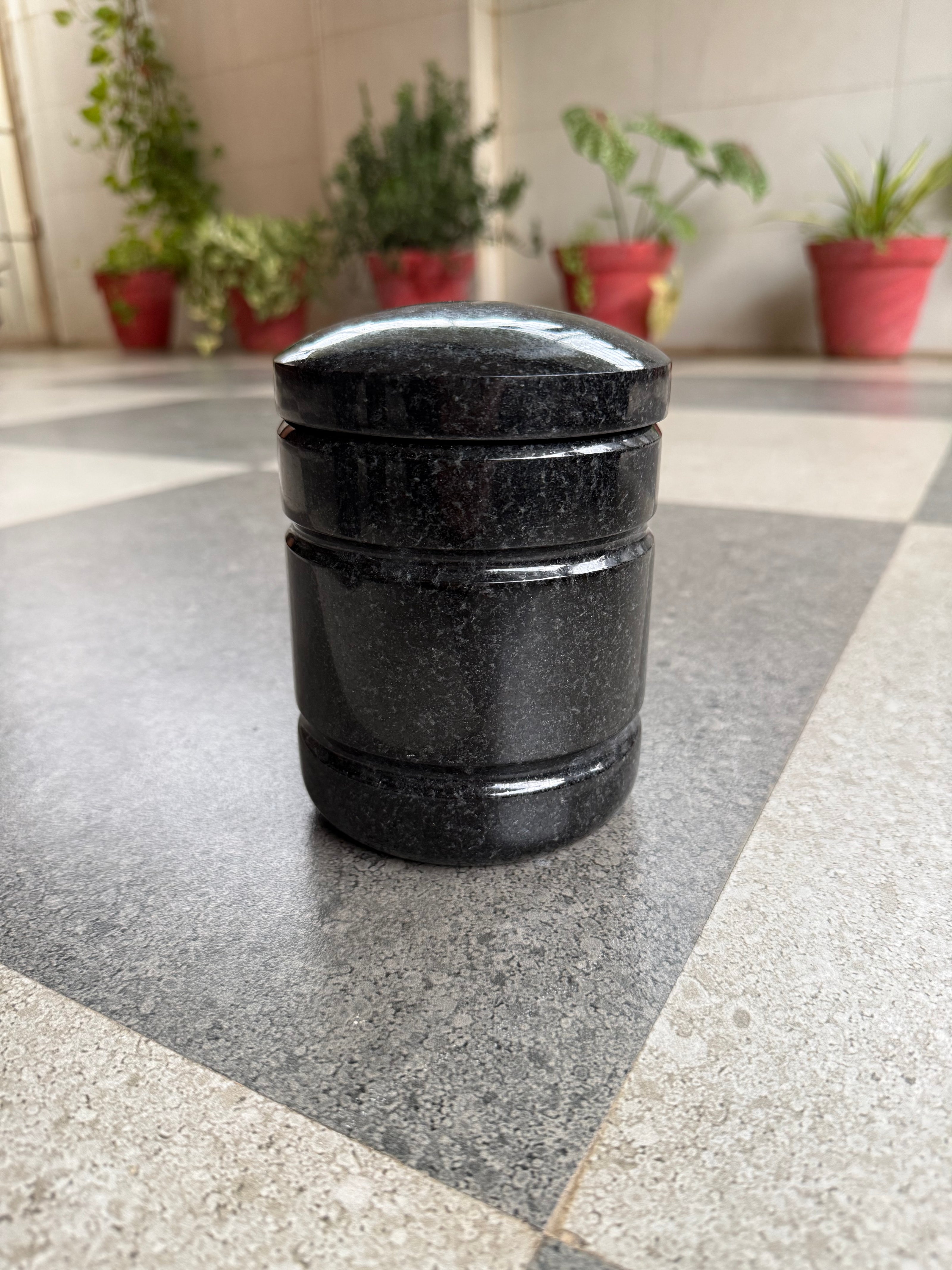 Salt jar (500 g) - Granite