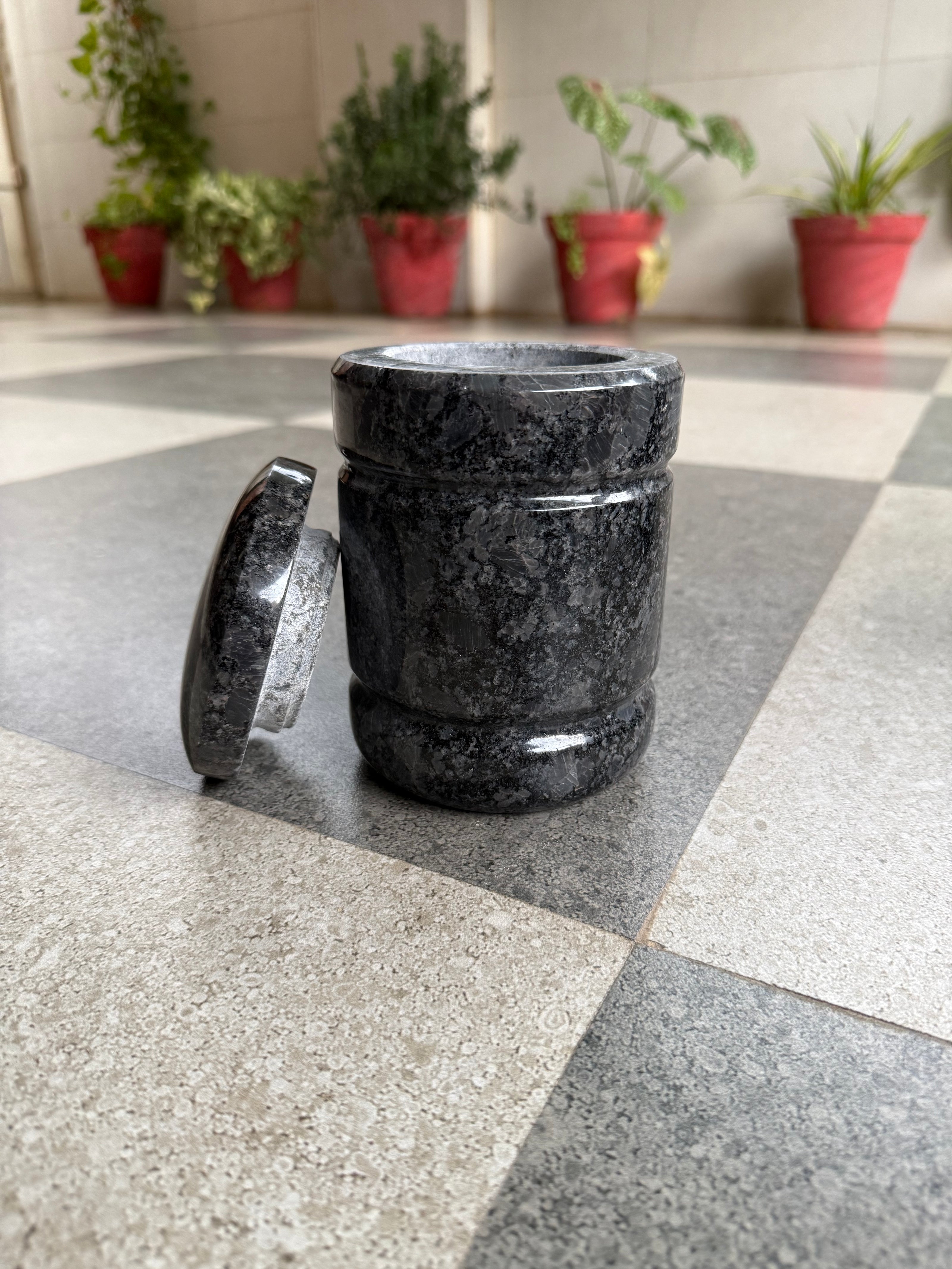 Salt jar (500 g) - Granite
