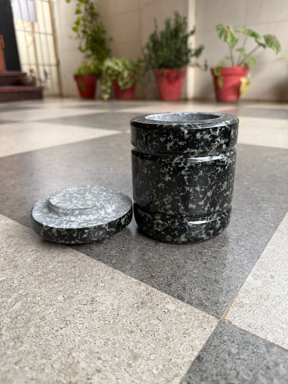 Salt jar (500 g) - Granite