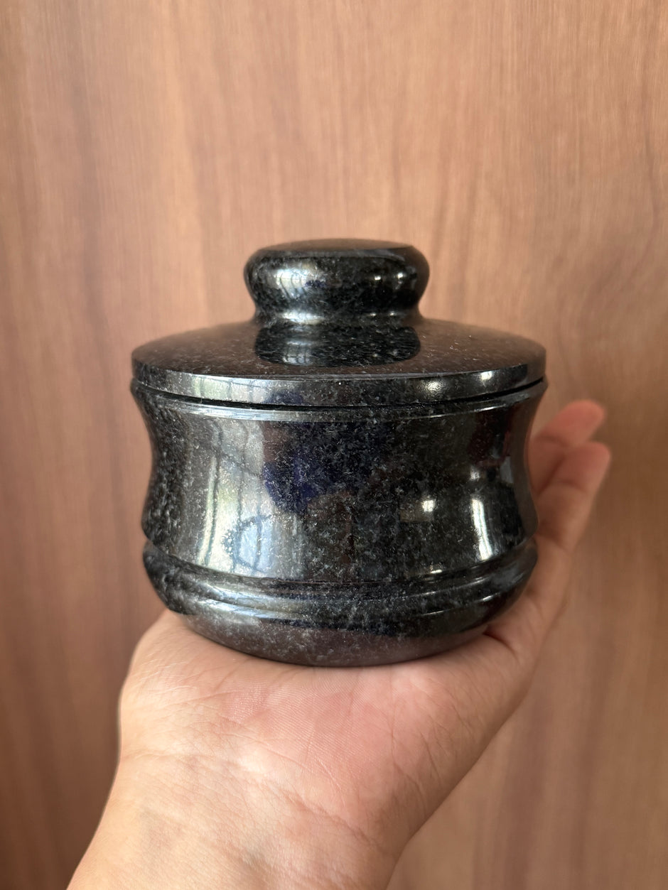 Salt jar with nob - super sizes