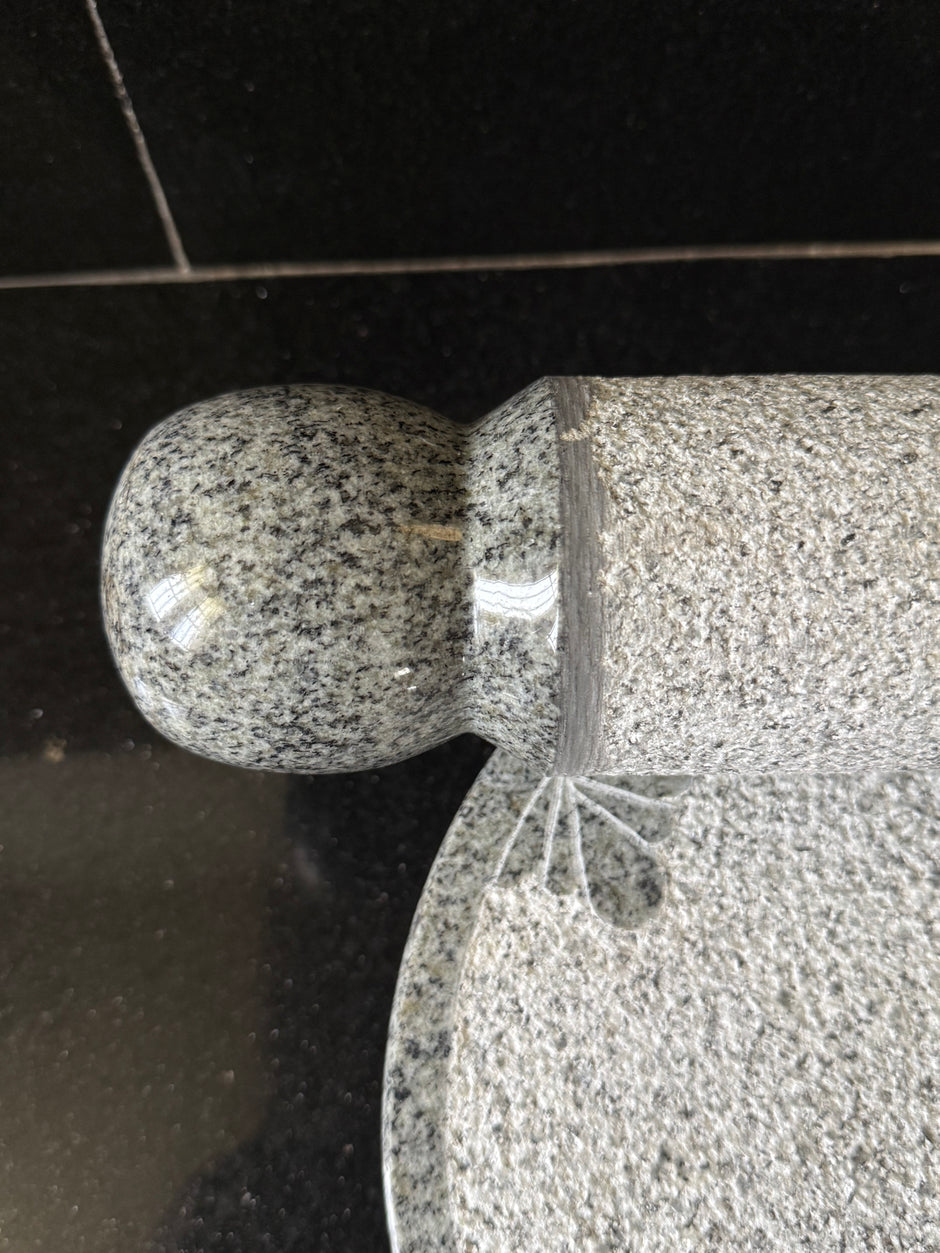 Ammi kal Round - Silver grey  (Special)