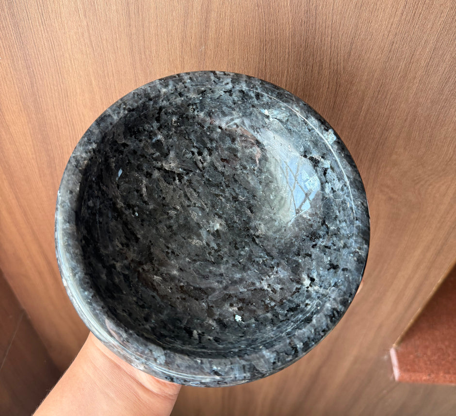 Vastu bowl - Blue Pearl (Shining rare granite)