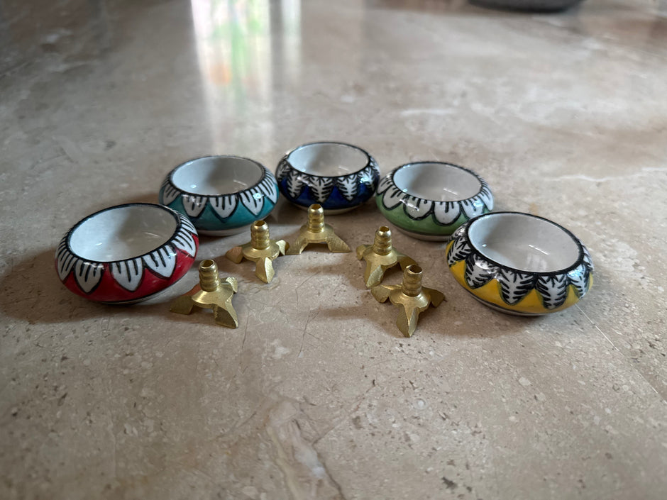 Karungal vastu bowl with 5 diya & wick holder
